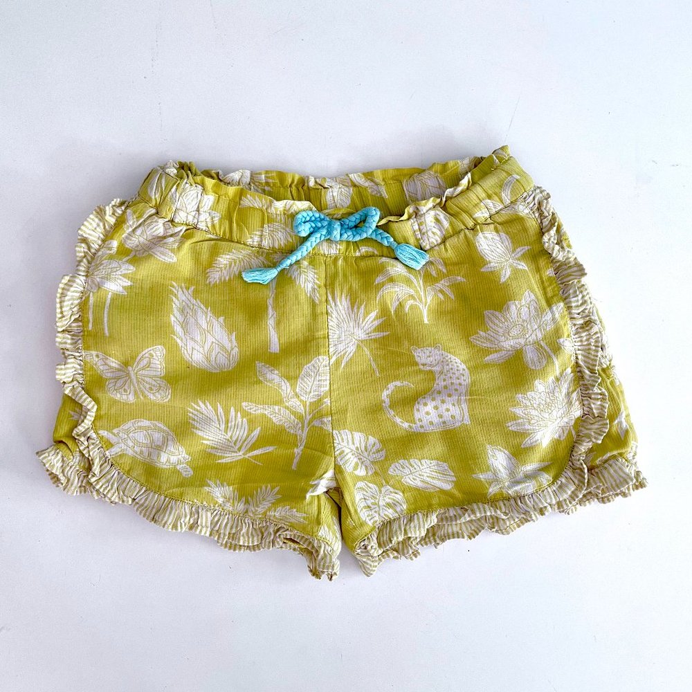 Great Condition Mini Boden Yellow Play Shorts with Ruffle Girls 5Y